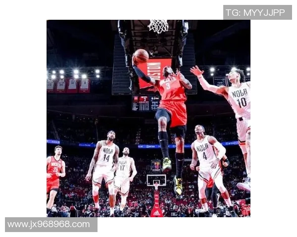 火箭与快船季后赛第六场激战回顾球员表现与战术分析